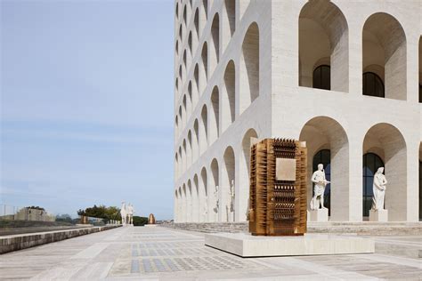 fendi eur roma mostra|Mostra di Pomodoro al Colosseo Quadrato di Roma .